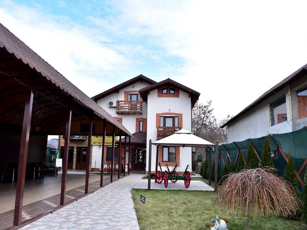 Pensiunea Dely_Cios Vălenii de Munte Exteriér fotografie
