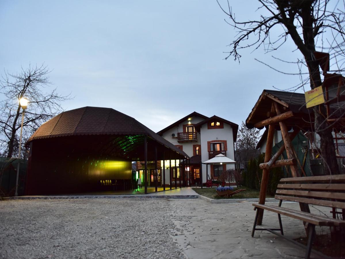 Pensiunea Dely_Cios Vălenii de Munte Exteriér fotografie